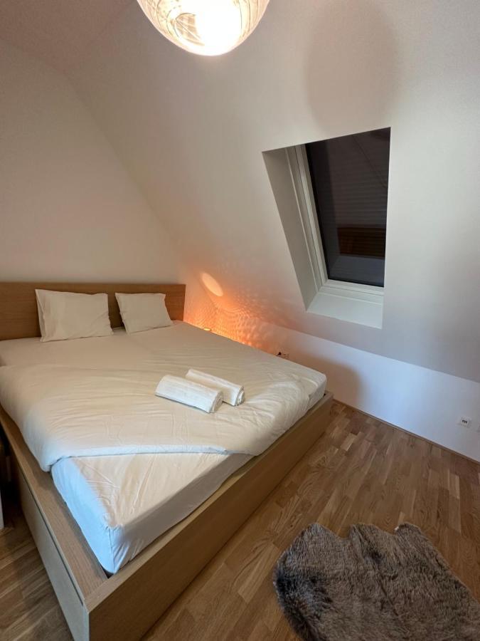 Contemporary With Stunning Views 20 Wien